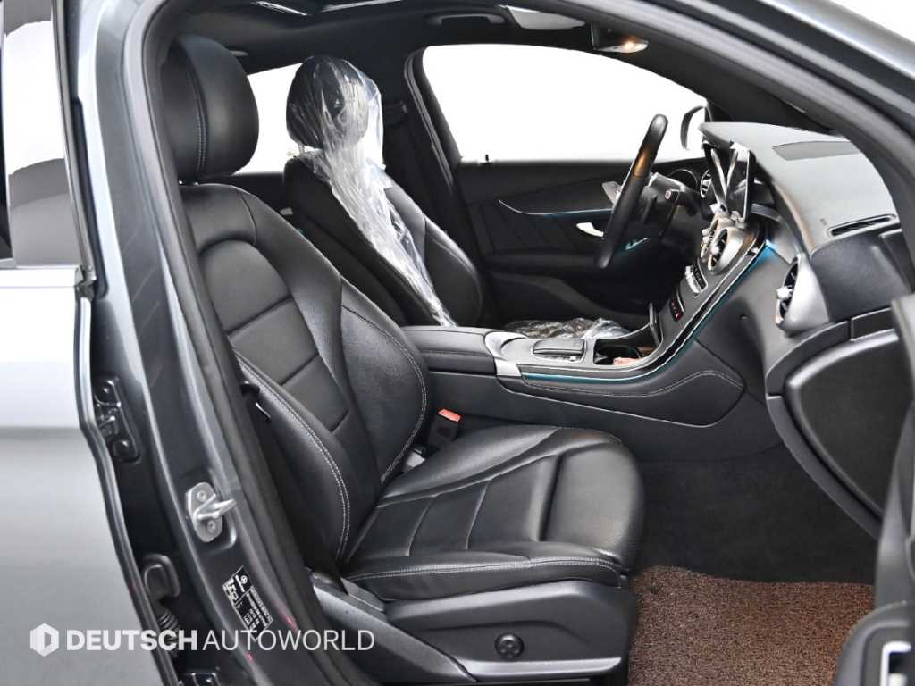 Mercedes Benz GLC Class - Vista 10