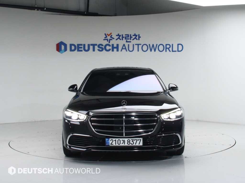 Mercedes Benz S Class - Vista 3