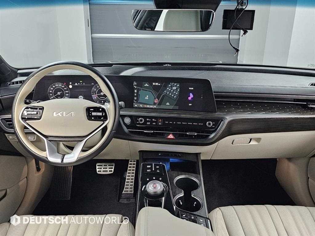 KIA K8 - Vista 7