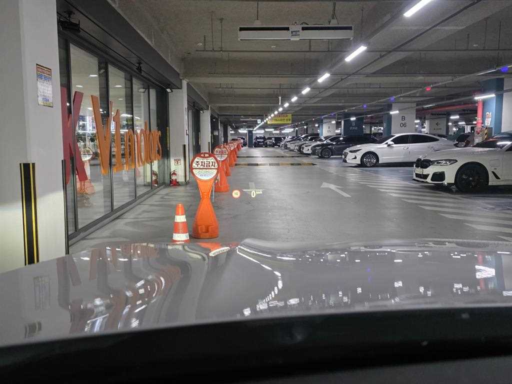 BMW iX3 2024 Blanco - Importación desde Corea - HF Imports Iquique - Foto 17