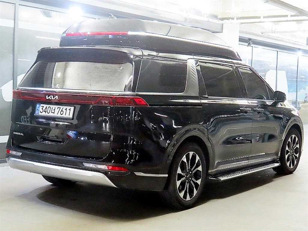 KIA Carnival - Vista 4