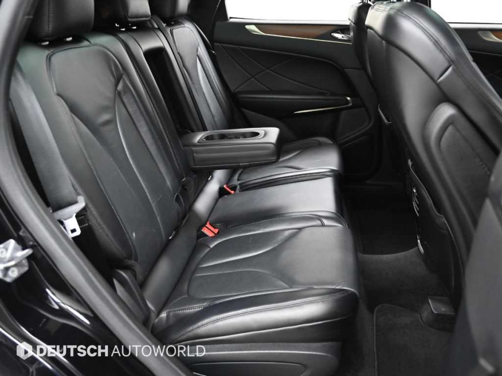 Lincoln MKC - Vista 12