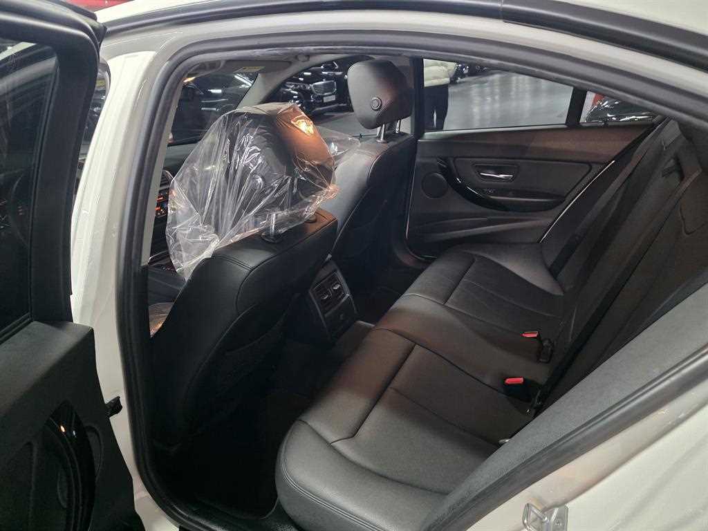 BMW 3 series - Vista 9