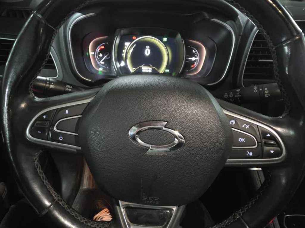 SAMSUNG QM6 - Vista 6