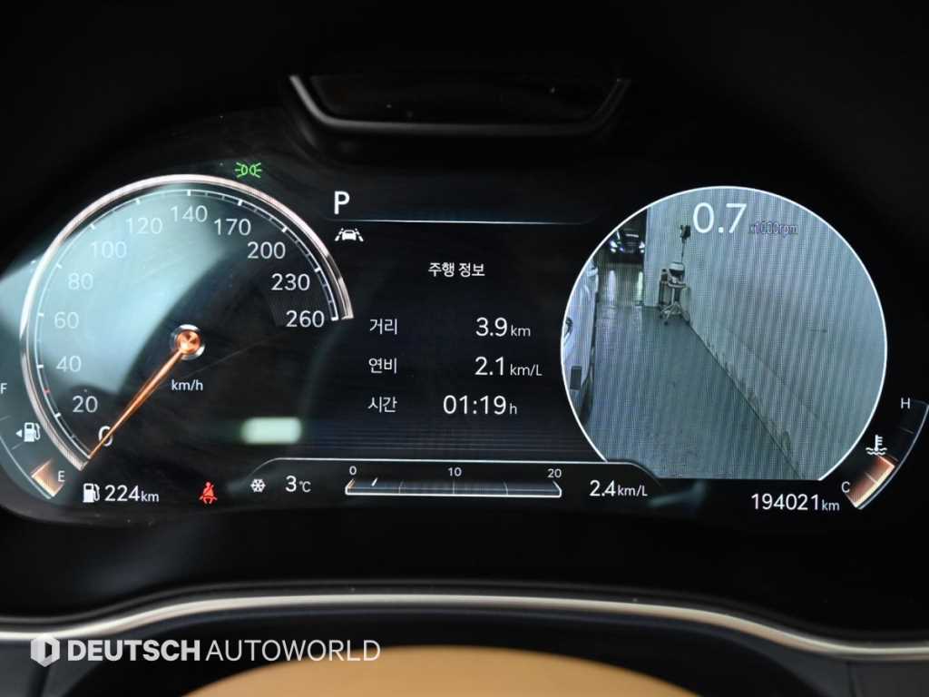 Genesis GV80 - Vista 8