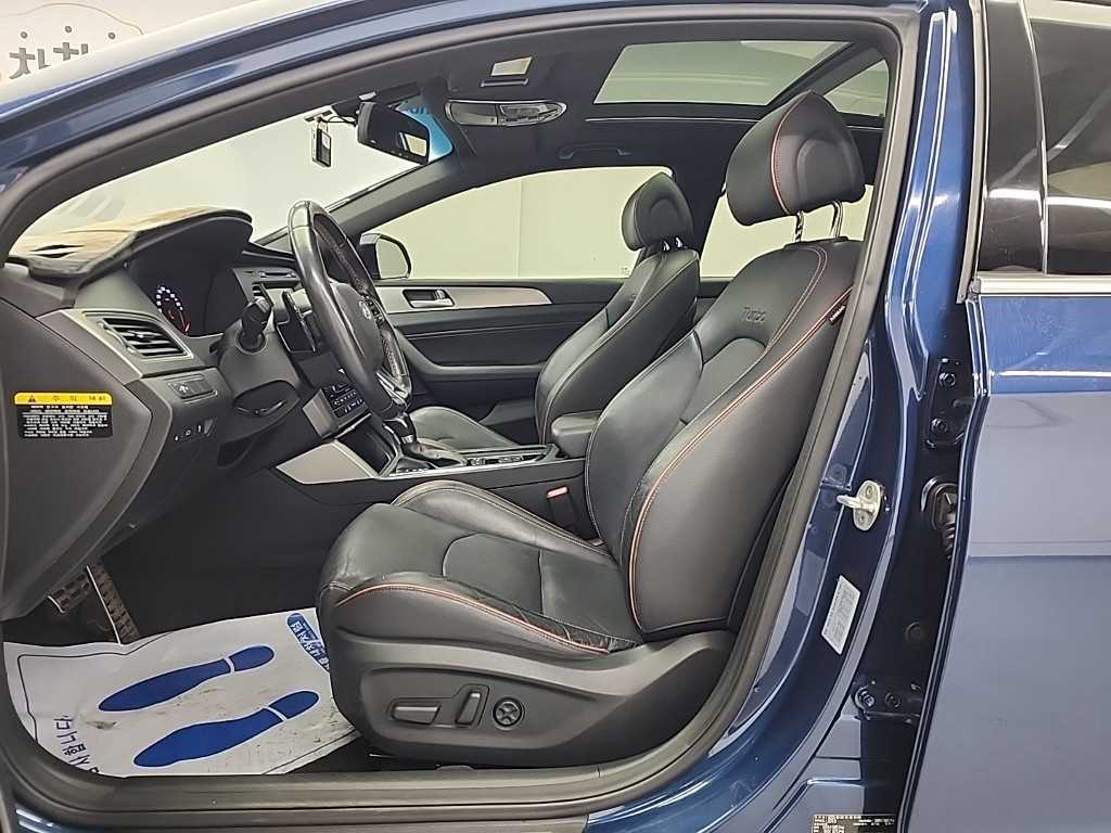 HYUNDAI Sonata - Vista 11