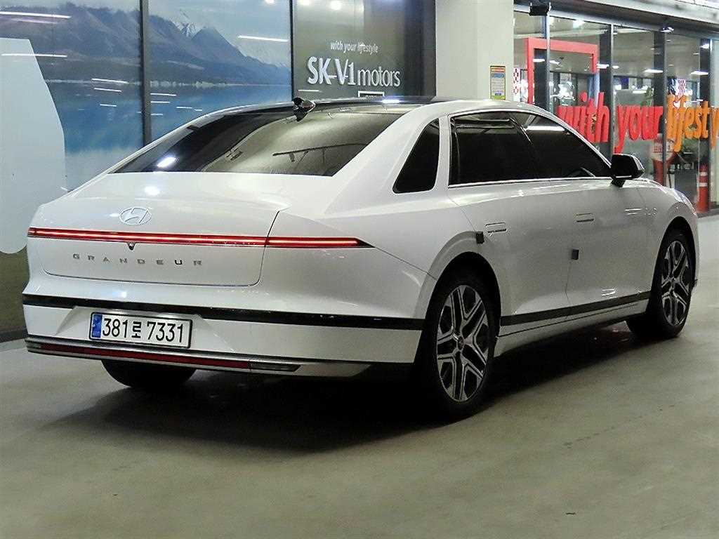 HYUNDAI Grandeur - Vista 4