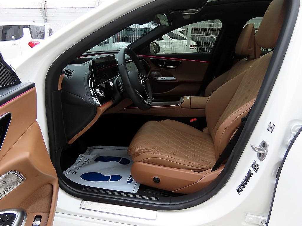 Mercedes Benz E class - Vista 5