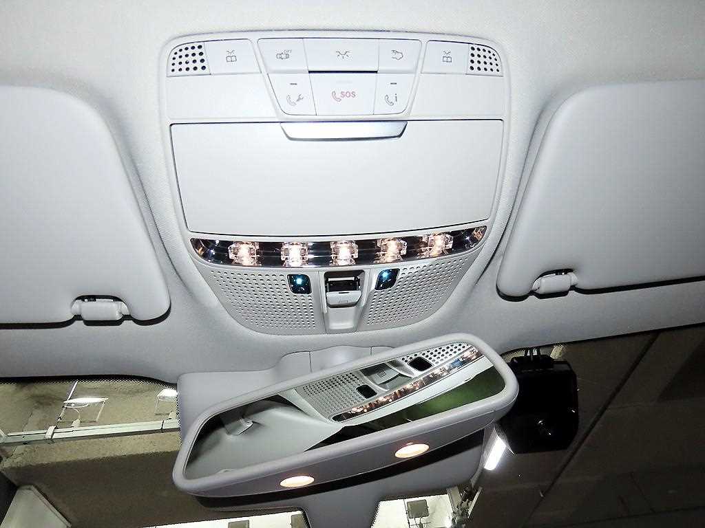 Mercedes Benz GLC Class 2019 Blanco - Importación desde Corea - HF Imports Iquique - Foto 13