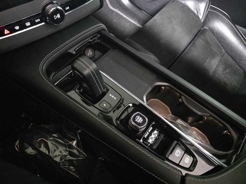 Volvo XC90 2021 Blanco - Importación desde Corea - HF Imports Iquique - Foto 20