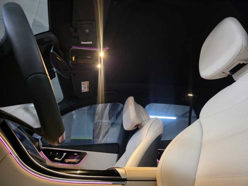 Mercedes Benz GLC Class - Vista 5