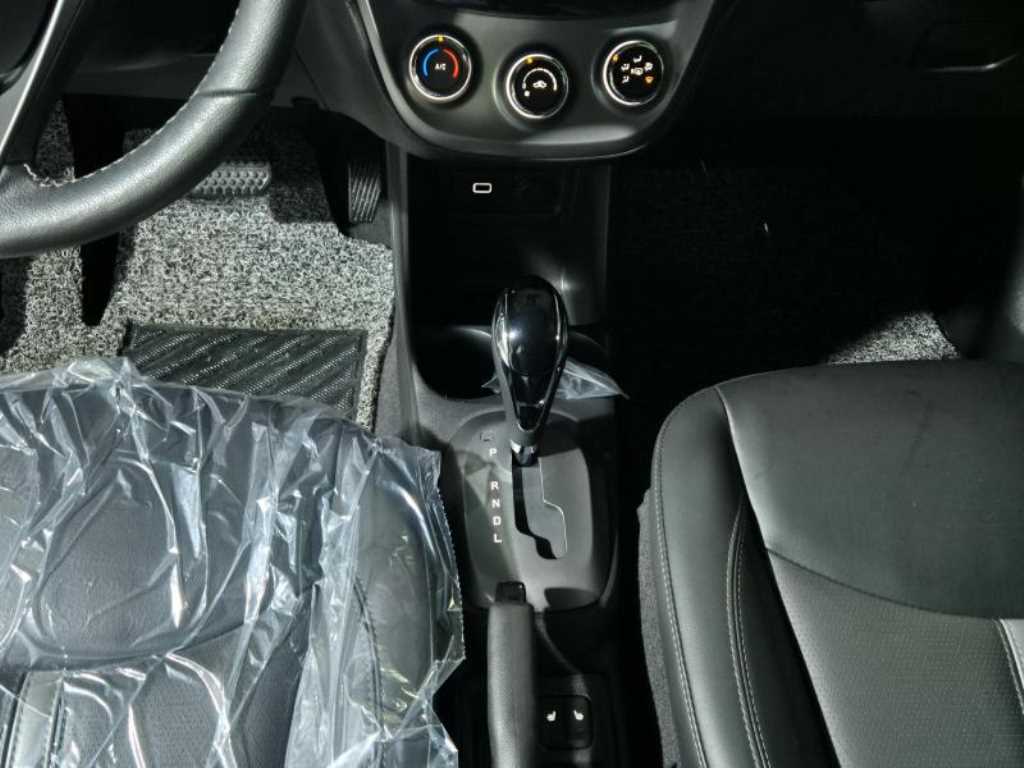 Chevrolet Spark - Vista 11