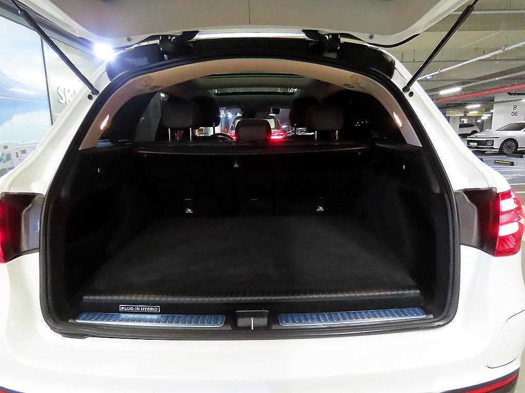 Mercedes Benz GLC Class 2019 Blanco - Importación desde Corea - HF Imports Iquique - Foto 16