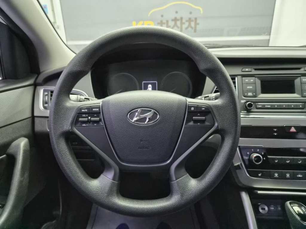 HYUNDAI Sonata - Vista 11