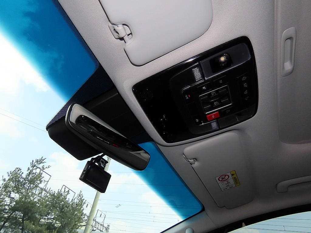 HYUNDAI Staria 2024 Plateado - Importación desde Corea - HF Imports Iquique - Foto 13