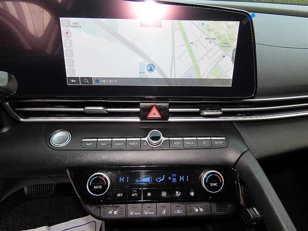 HYUNDAI Avante 2023 Blanco - Importación desde Corea - HF Imports Iquique - Foto 13