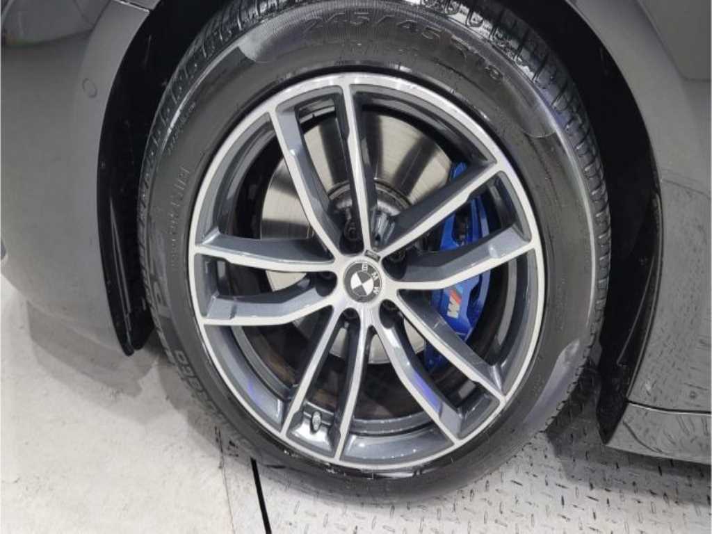 BMW 5 Series - Vista 10