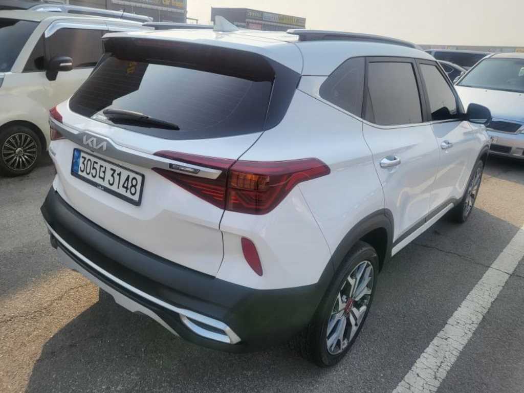 KIA Seltos - Vista 5