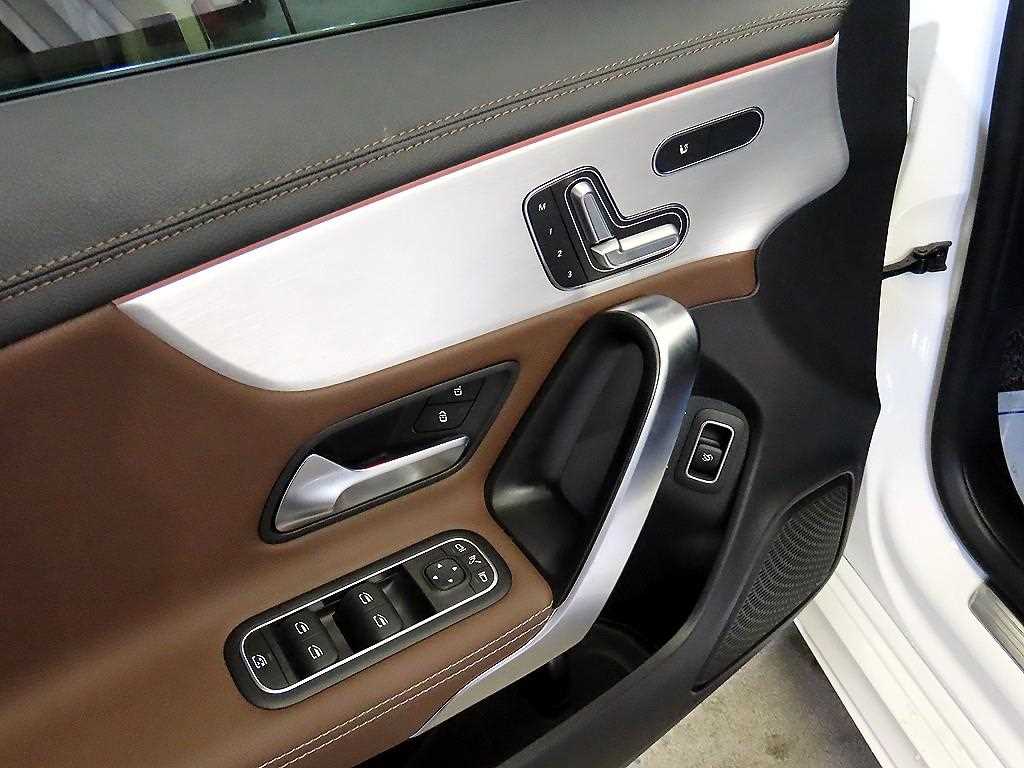 Mercedes Benz CLA Class 2020 Blanco - Importación desde Corea - HF Imports Iquique - Foto 14