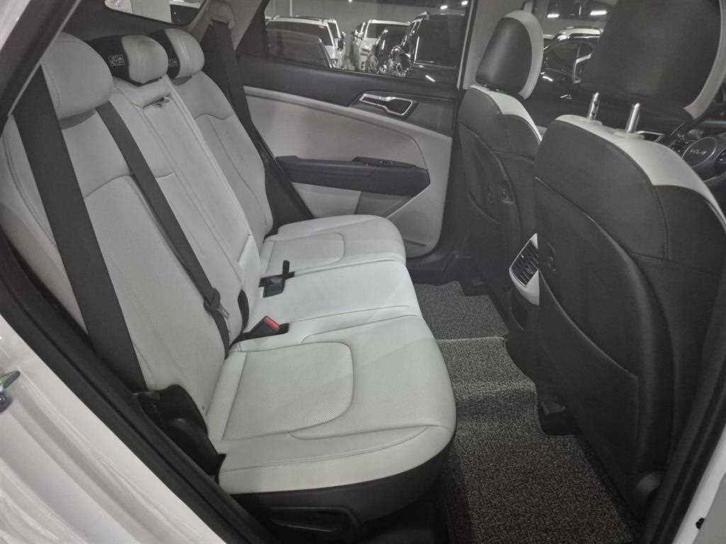 KIA Sportage - Vista 8