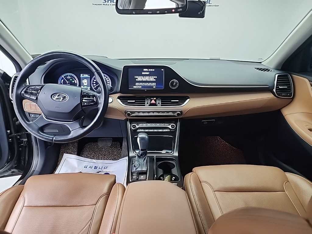 HYUNDAI Grandeur - Vista 6
