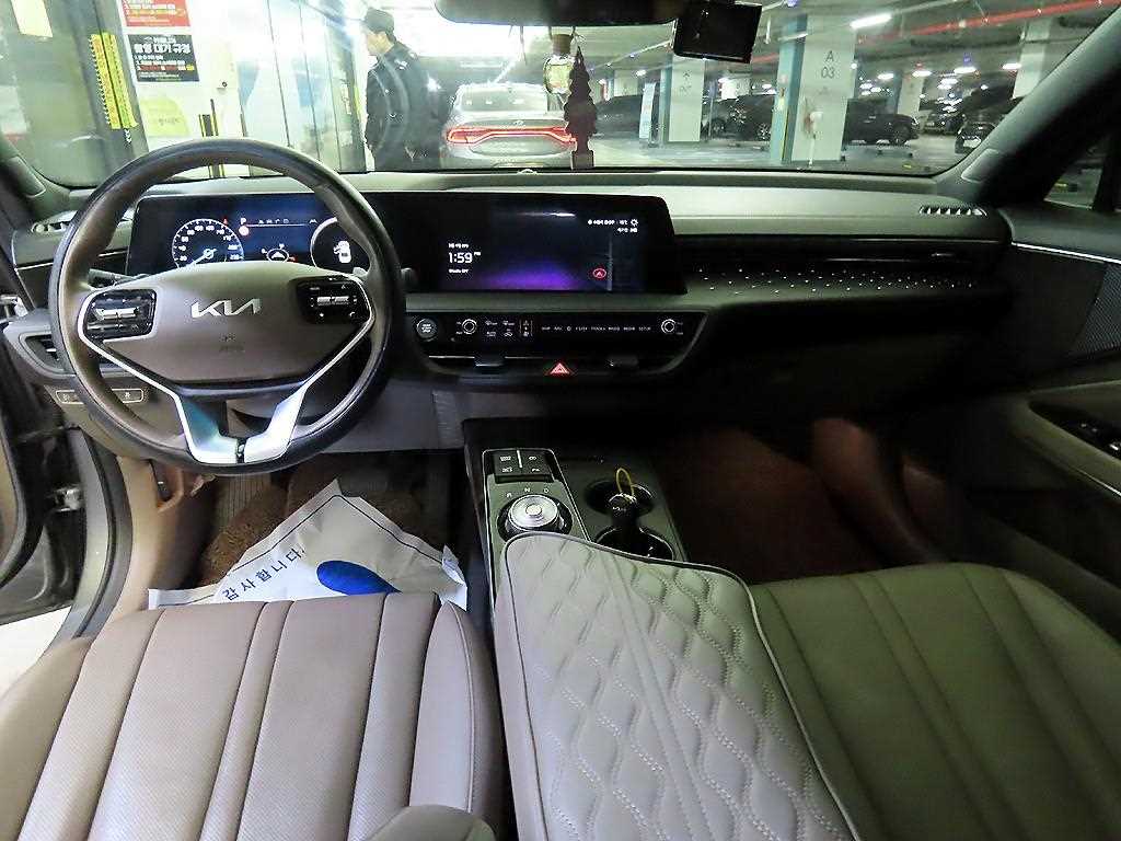 KIA K8 - Vista 6