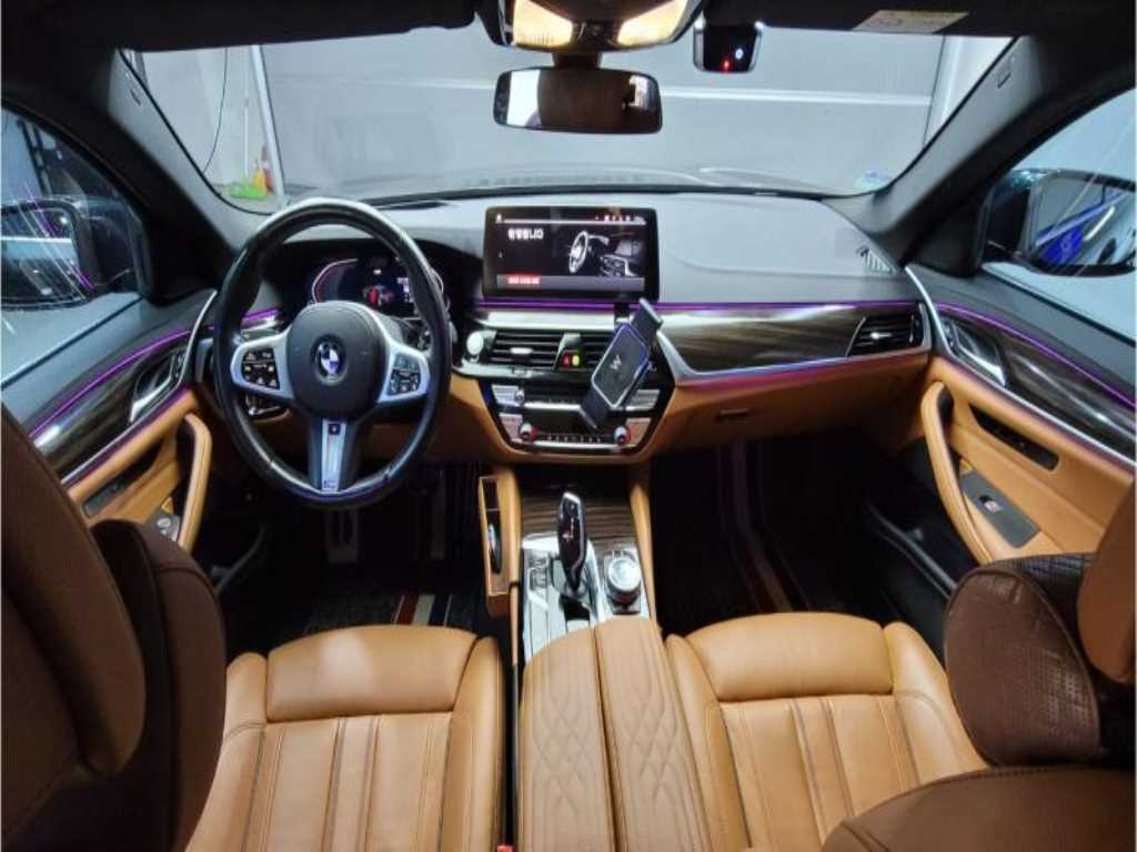 BMW 5 Series - Vista 11