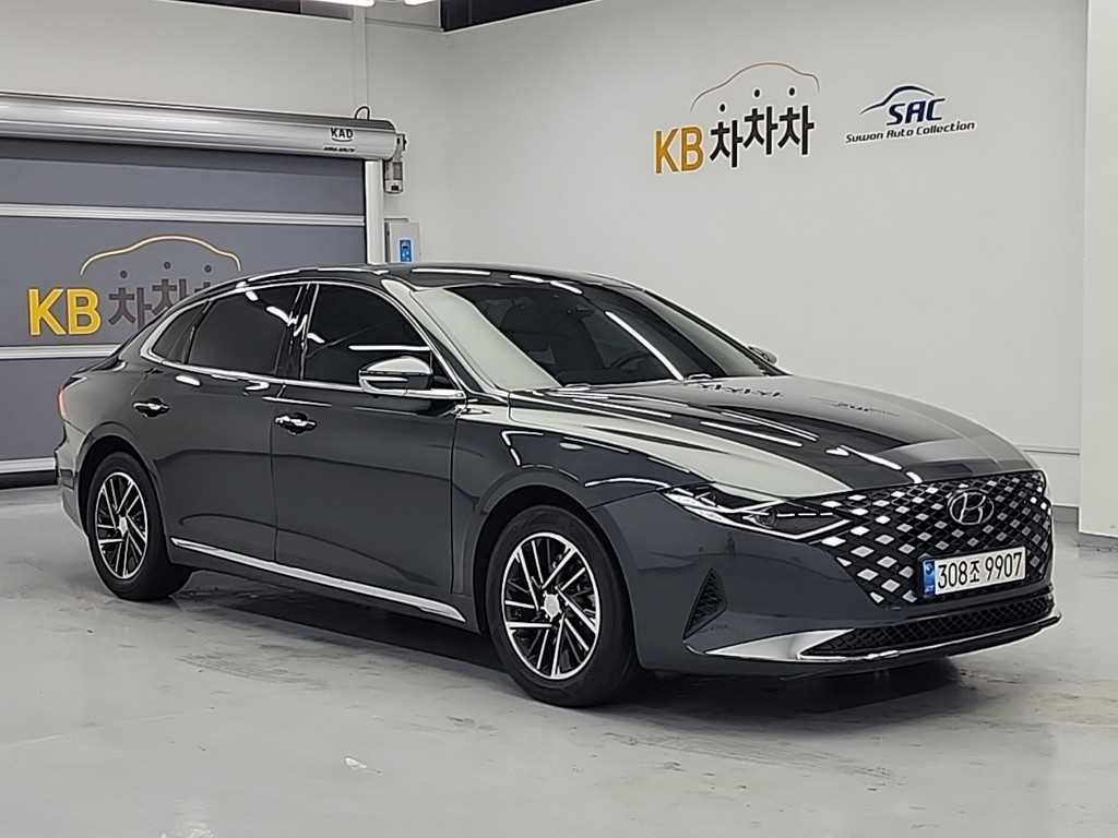 HYUNDAI Grandeur - Vista 4