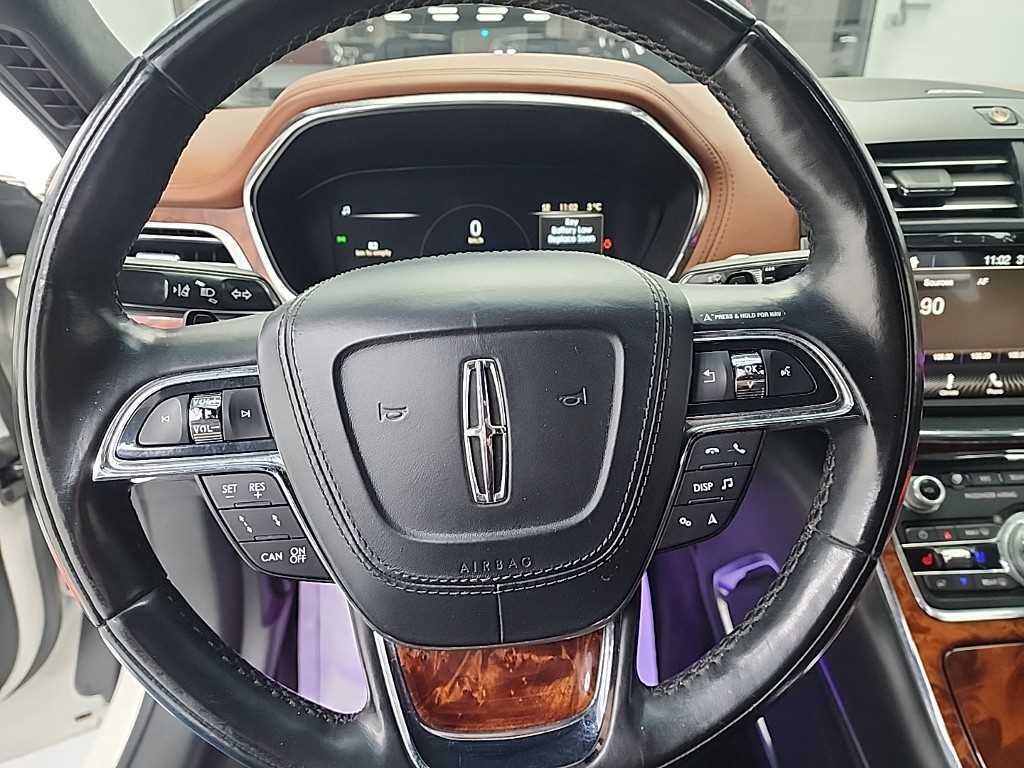 Lincoln Continental - Vista 9