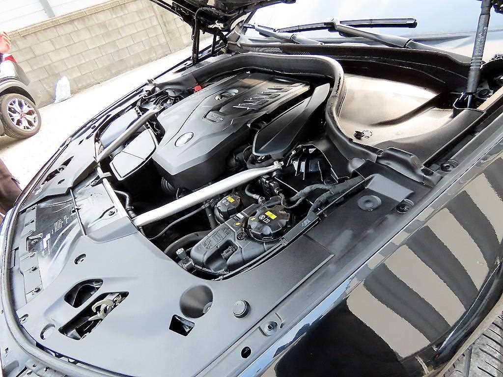 BMW 5 Series 2020 Negro - Importación desde Corea - HF Imports Iquique - Foto 19