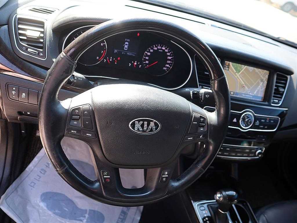 KIA K7 - Vista 8