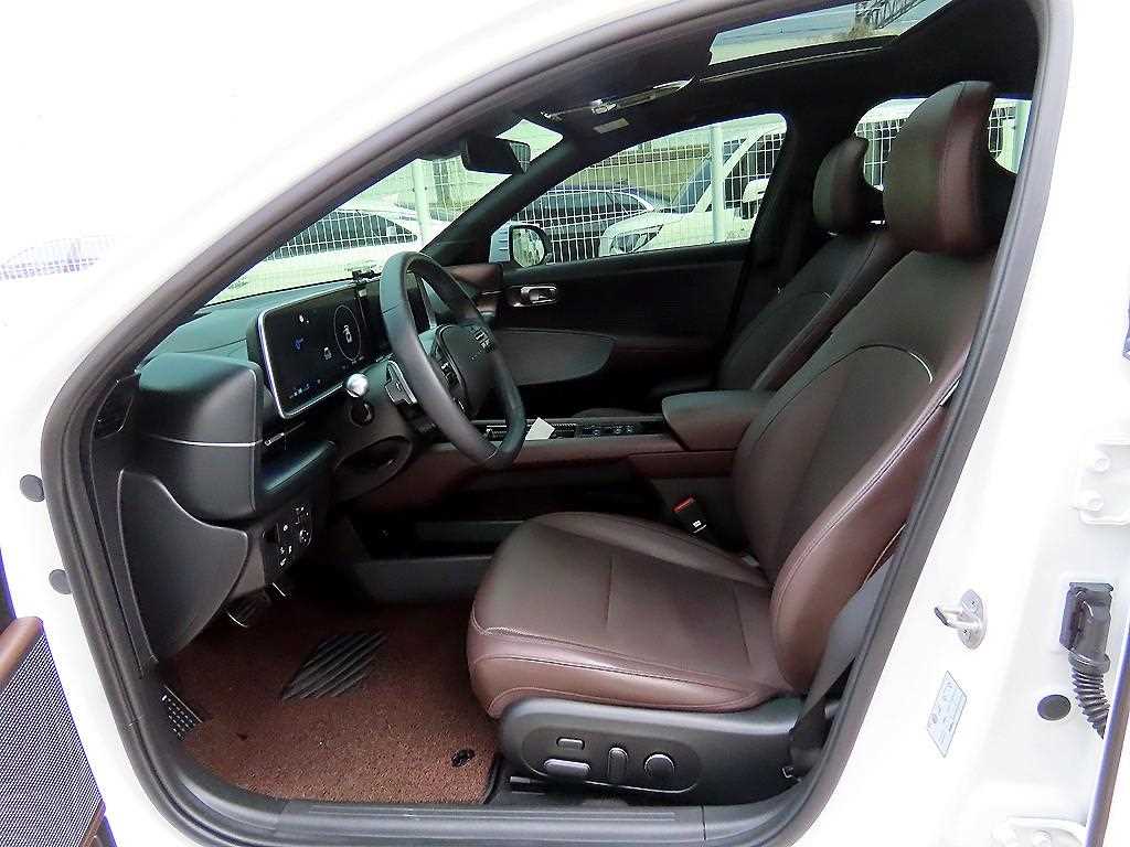 HYUNDAI Ioniq 6 - Vista 5