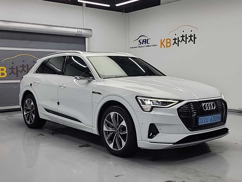 Audi e-Tron - Vista 4