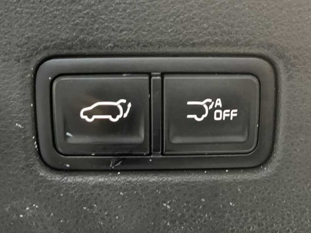 KIA Carnival - Vista 7