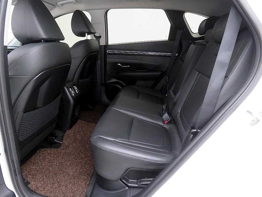 HYUNDAI Tucson - Vista 8