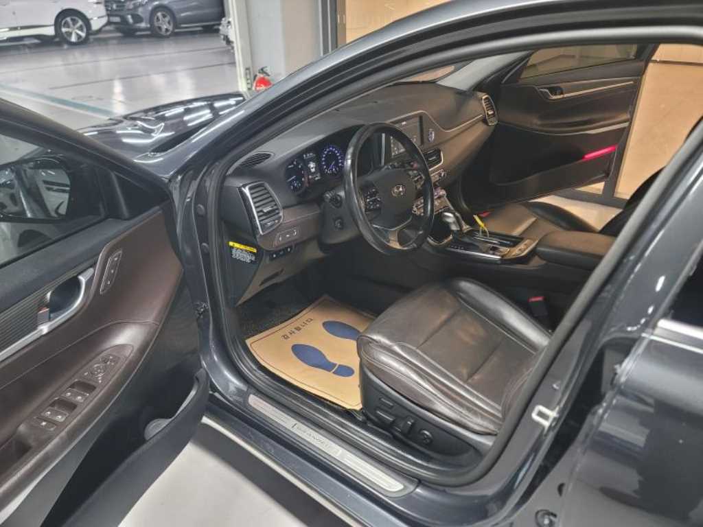 HYUNDAI Grandeur 2019 Gris - Importación desde Corea - HF Imports Iquique - Foto 13