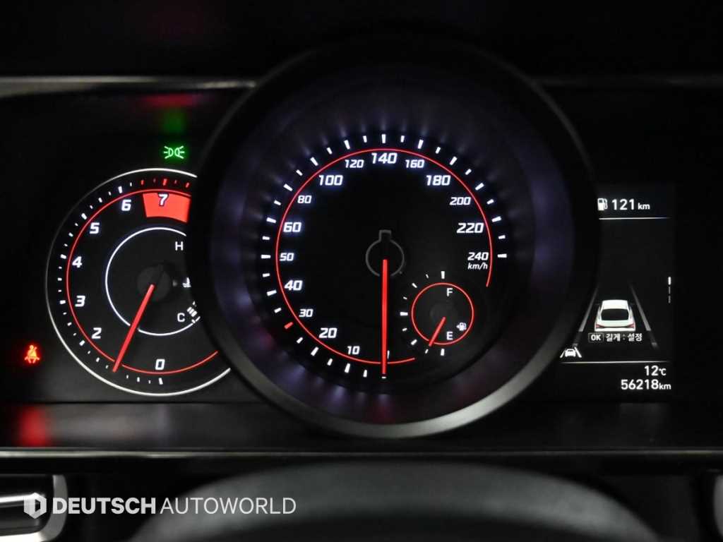 HYUNDAI Avante - Vista 8