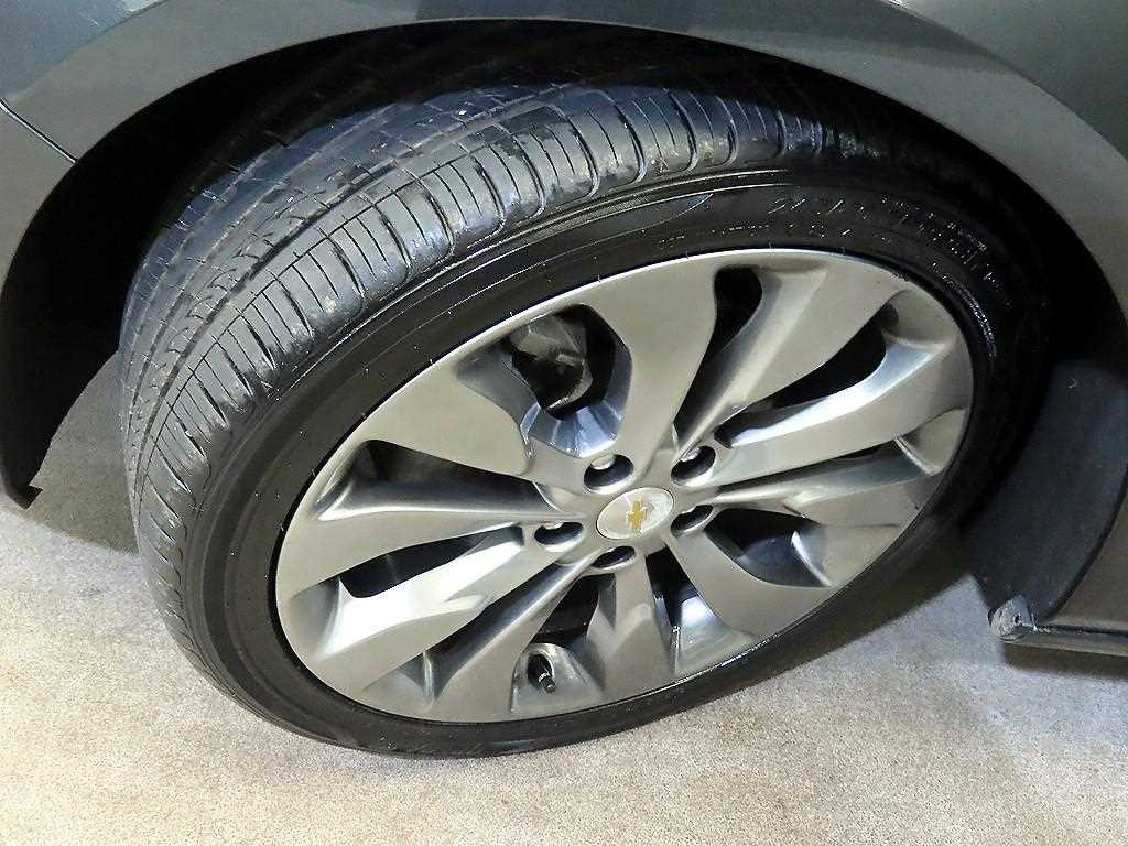 Chevrolet Malibu 2017 Gris - Importación desde Corea - HF Imports Iquique - Foto 20