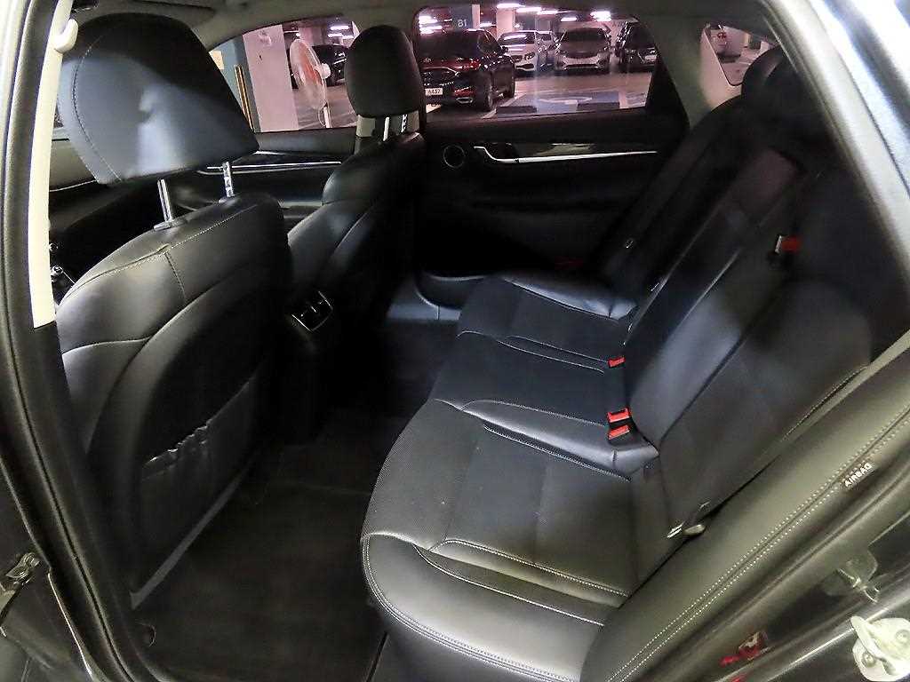 HYUNDAI Grandeur - Vista 7