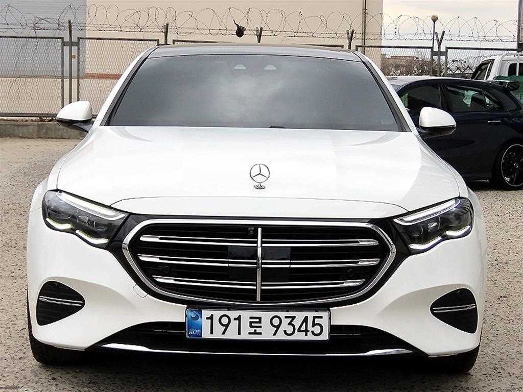 Mercedes Benz E class 2024 Blanco - Importación desde Corea - HF Imports Iquique - Foto 1