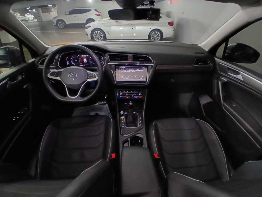 Volkswagen Tiguan - Vista 6