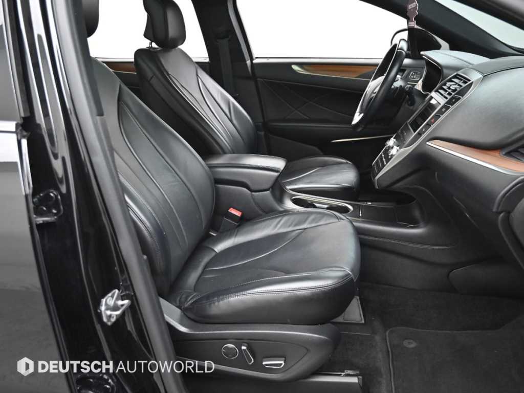 Lincoln MKC - Vista 10