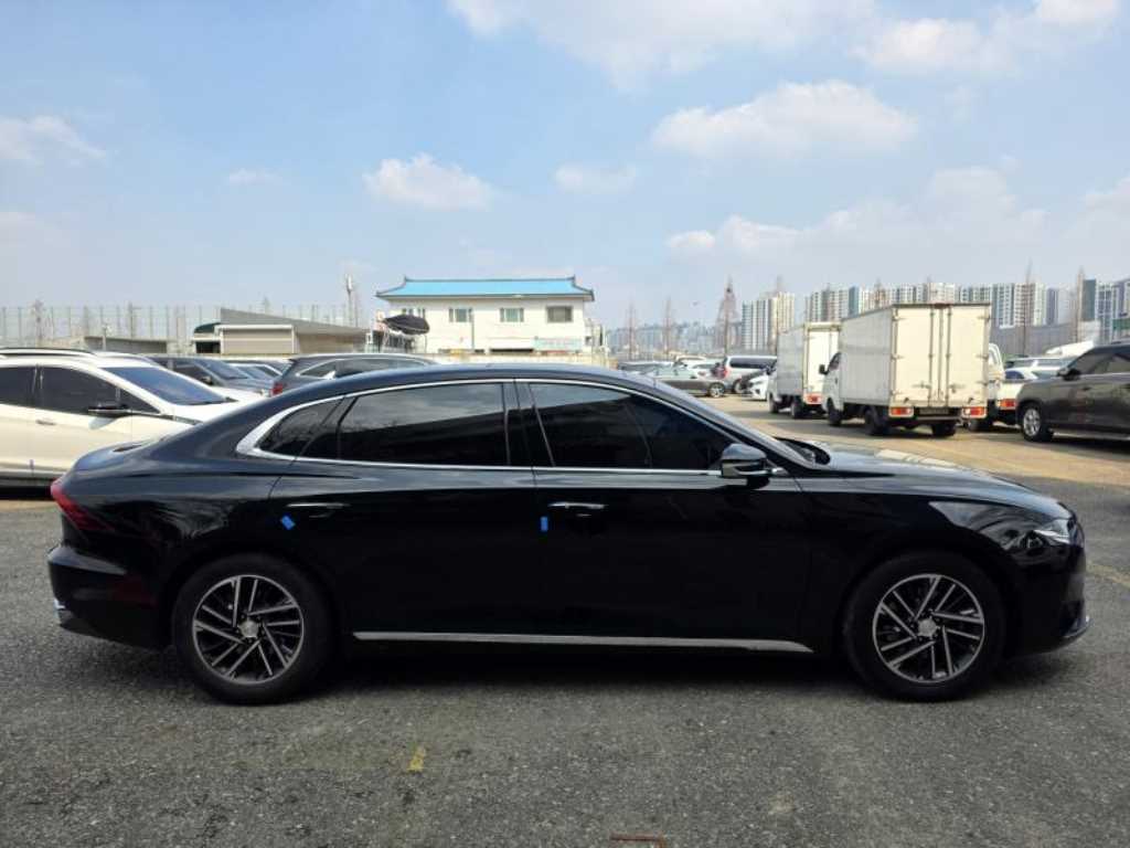 HYUNDAI Grandeur - Vista 7