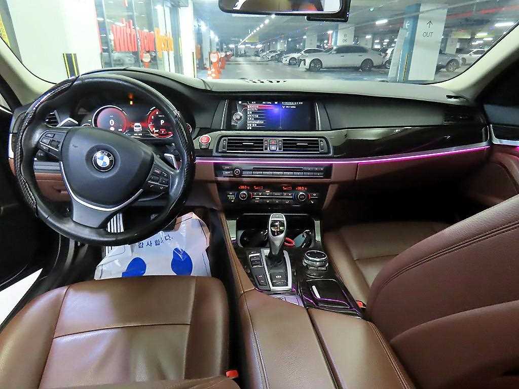 BMW 5 Series - Vista 10