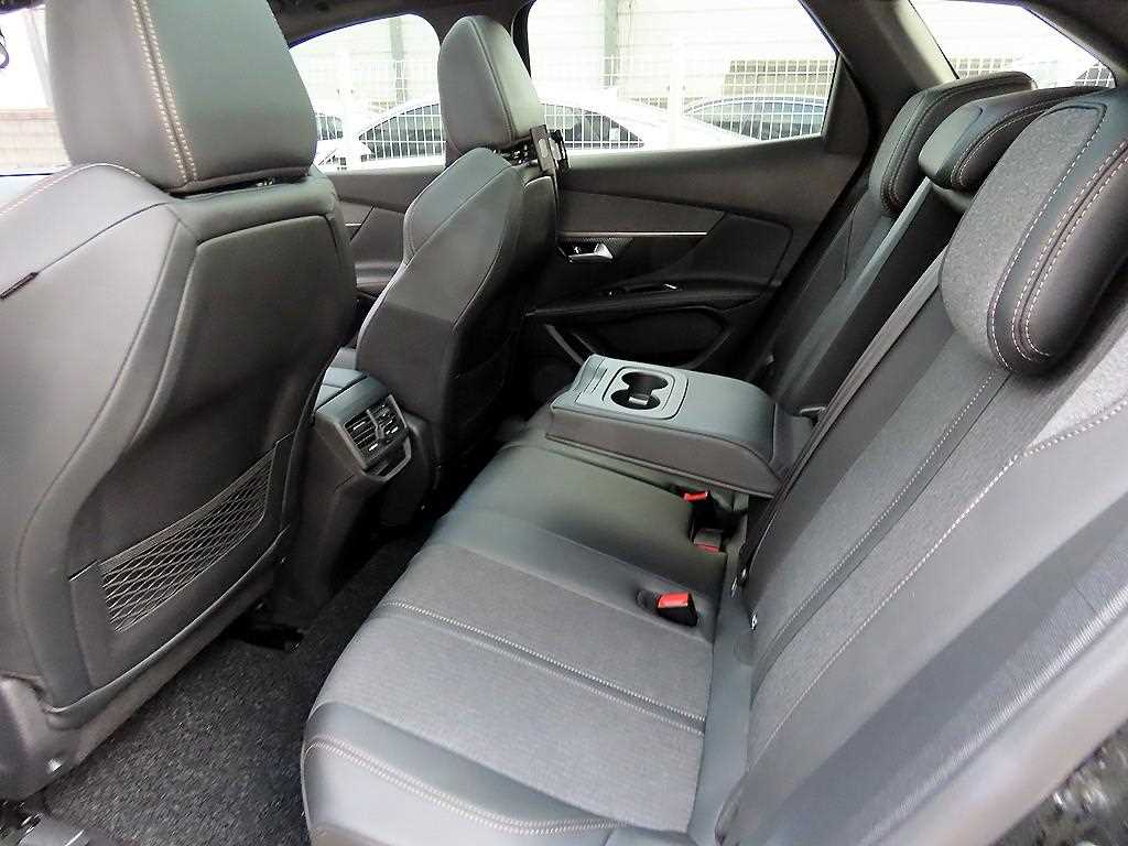 Peugeot 3008 - Vista 6