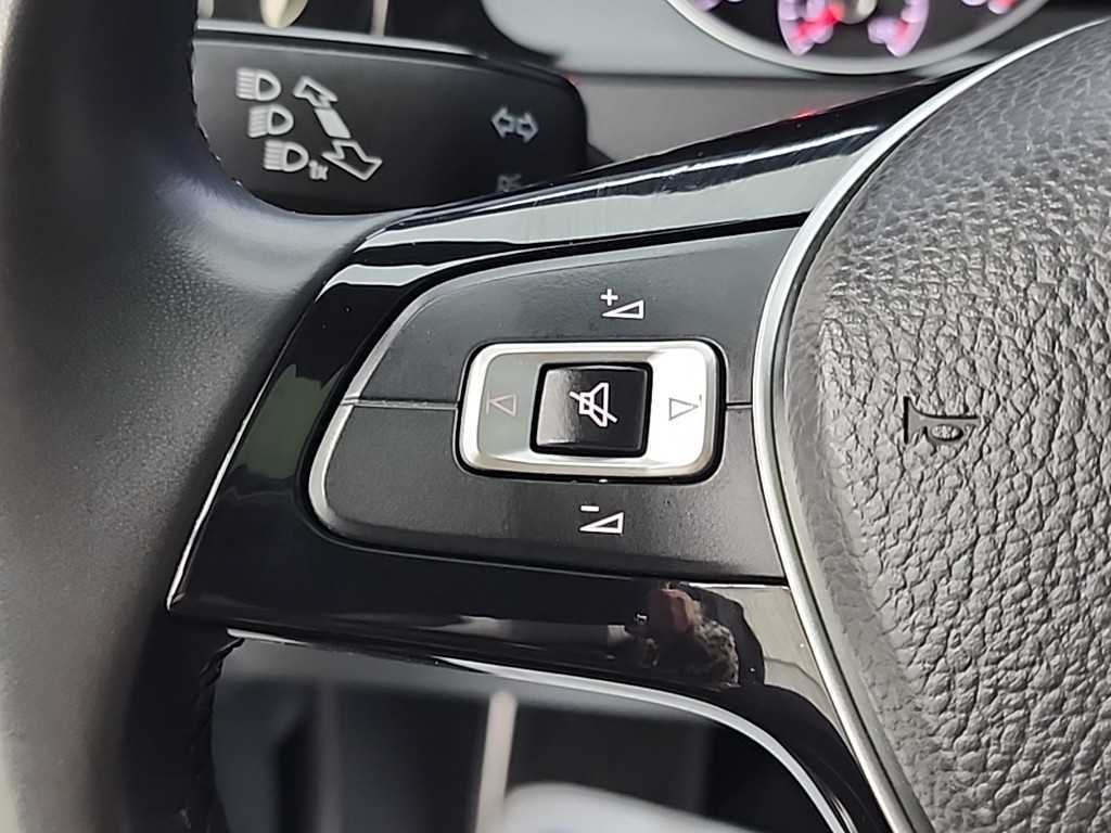 Volkswagen Golf 2015 Negro - Importación desde Corea - HF Imports Iquique - Foto 17