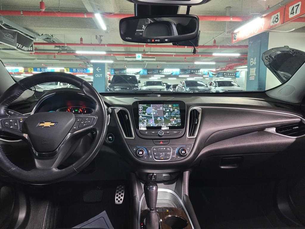 Chevrolet Malibu - Vista 5