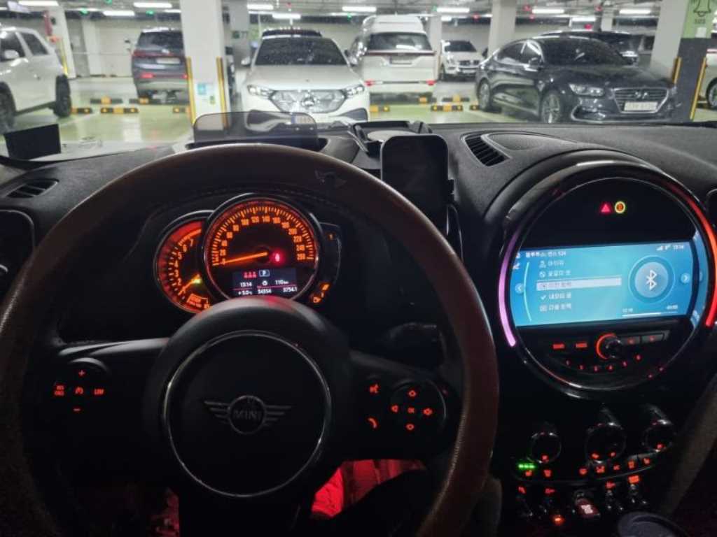 Mini Countryman - Vista 7