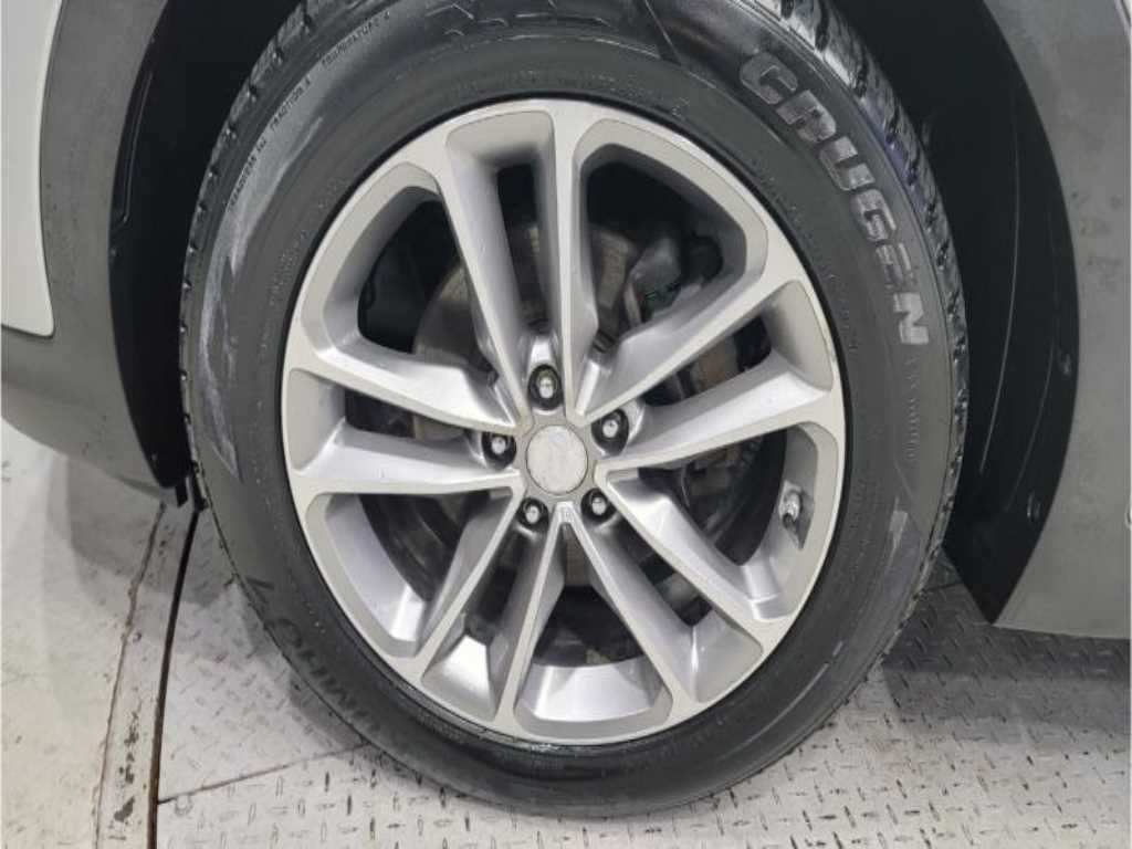 HYUNDAI Santa Fe - Vista 10