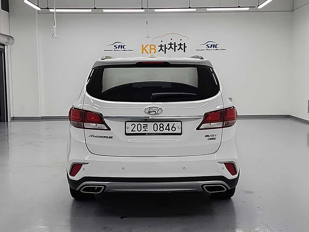 HYUNDAI Maxcruz - Vista 3